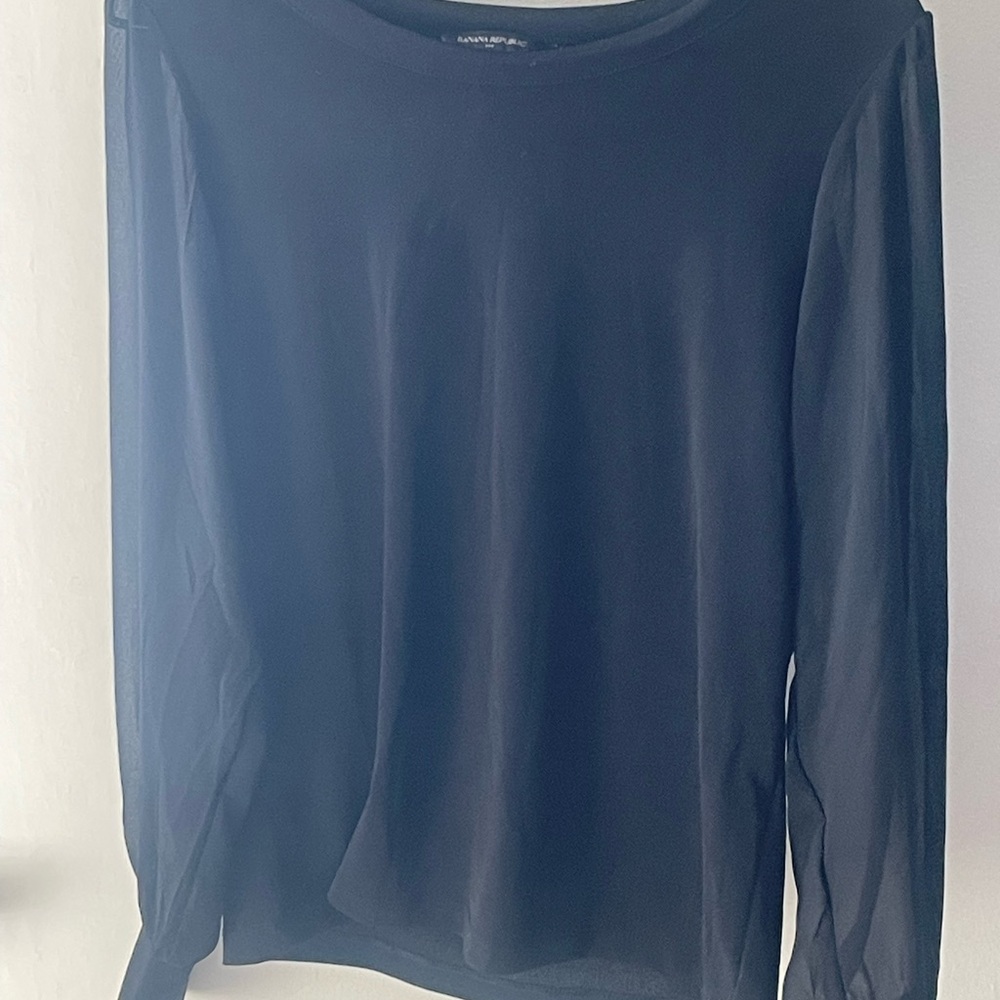 Banana Republic Classic Black Long Sleeve Tee